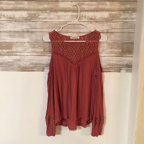 Cold Shoulder boho blouse - Picture 4 of 8